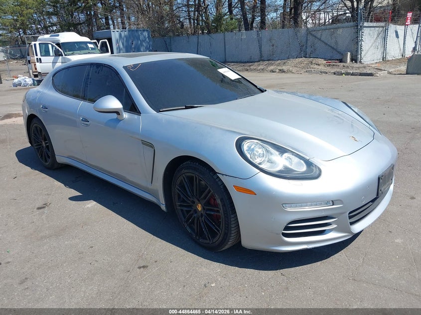 2016 Porsche Panamera 2/4/4 Edition/Edition