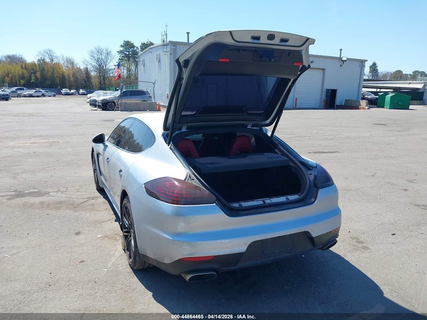 2016 Porsche Panamera 2/4/4 Edition/Edition