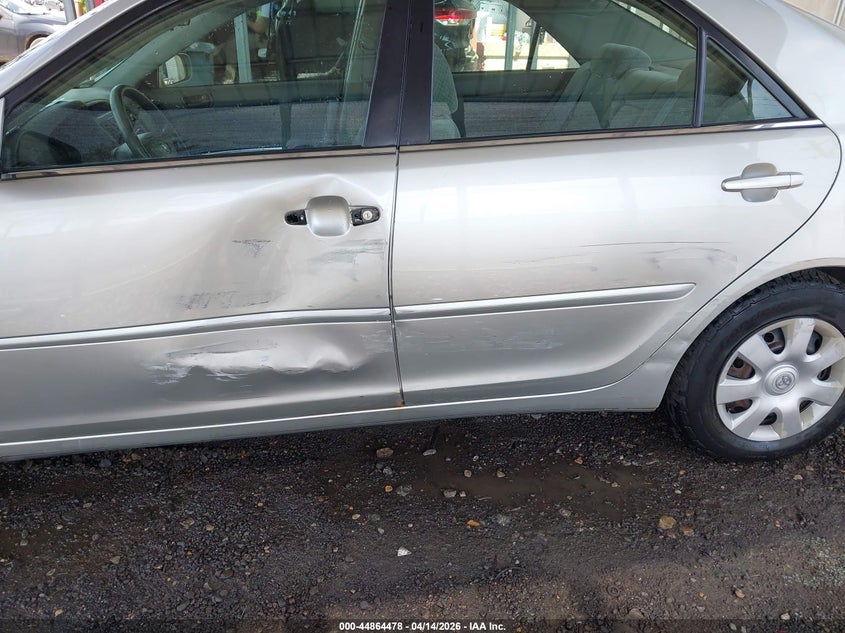 2003 Toyota Camry Le VIN: 4T1BE32K73U136967 Lot: 44864478