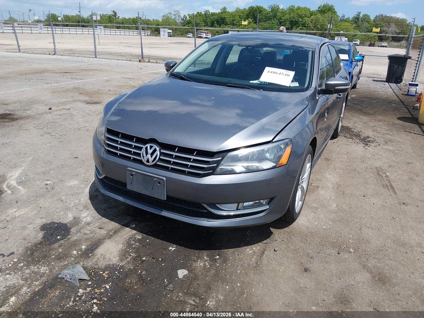 2013 Volkswagen Passat 2.0L Tdi Se