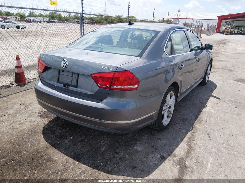 2013 Volkswagen Passat 2.0L Tdi Se