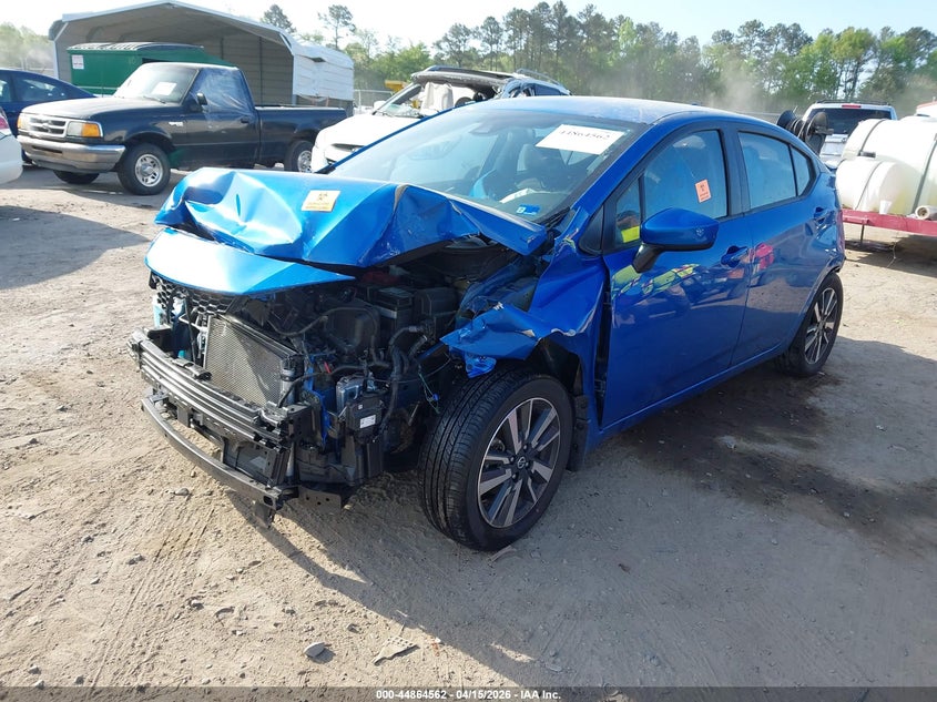 2022 NISSAN VERSA auction photo 2