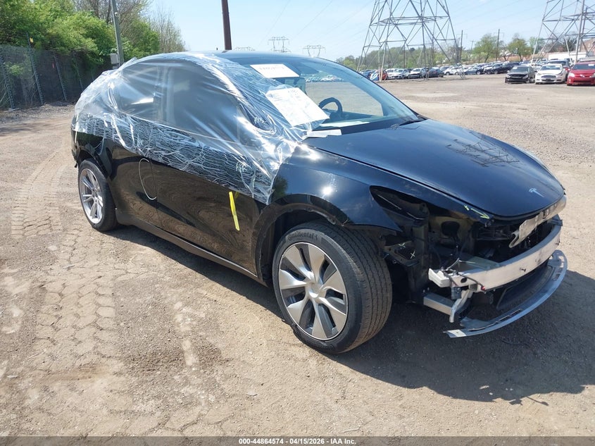 2022 Tesla Model Y Long Range Dual Motor All-Wheel Drive