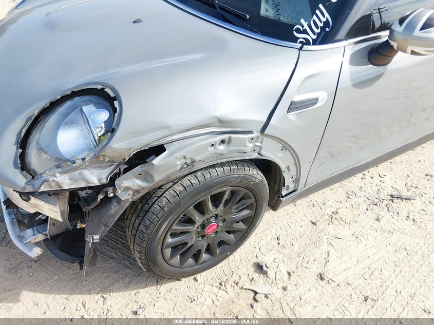 2016 Mini Hardtop Cooper VIN: WMWXP5C53G2D15369 Lot: 44864602