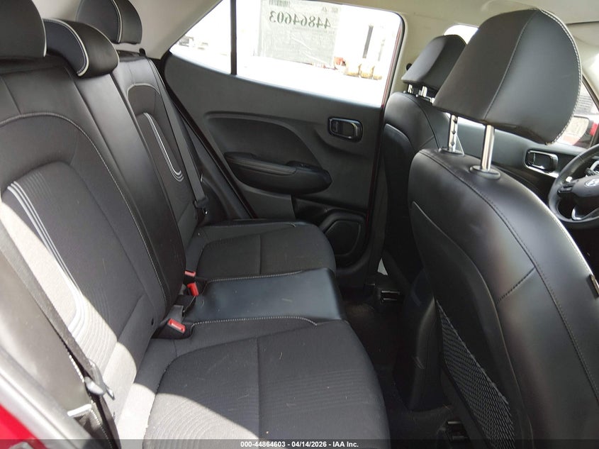 2023 Hyundai Venue Limited VIN: KMHRC8A3XPU221061 Lot: 44864603