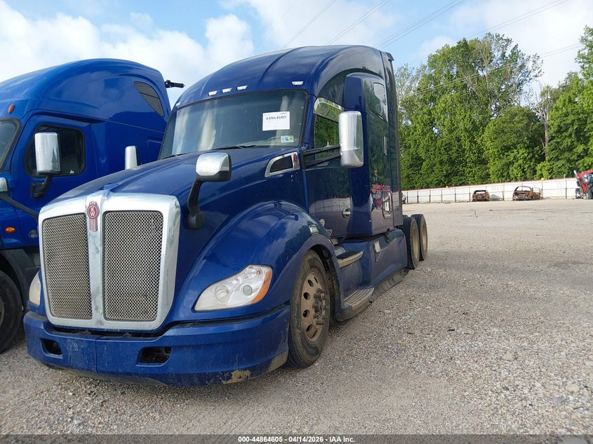 1XKYDP9XXLJ400893 2020 Kenworth T680 photo 1