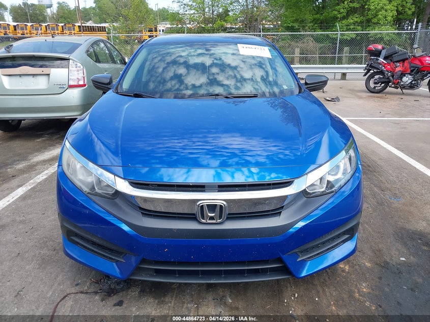 VIN 19XFC2F55HE040187 2017 HONDA CIVIC LX