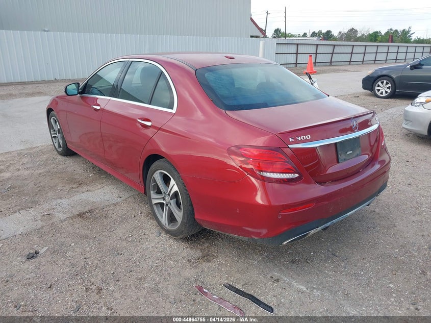 2017 Mercedes-Benz E 300 4Matic