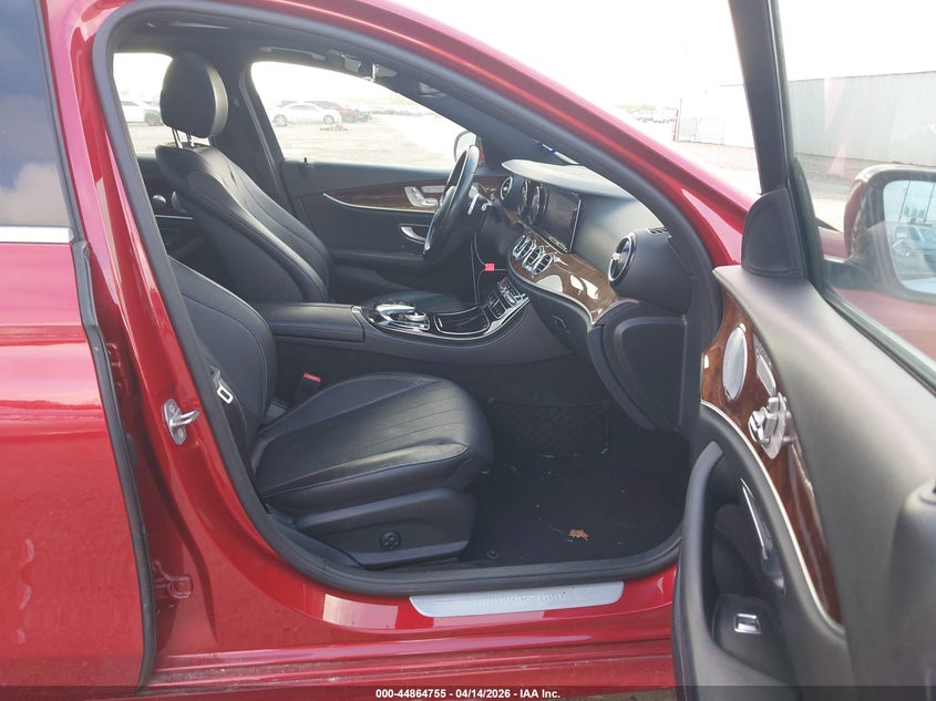 2017 Mercedes-Benz E 300 4Matic