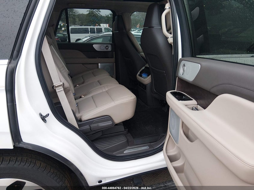2024 Lincoln Navigator Reserve VIN: 5LMJJ2LG9REL15653 Lot: 44864762