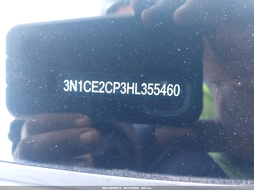 VIN: 3N1CE2CP3HL355460 2017 NISSAN VERSA NOTE SR