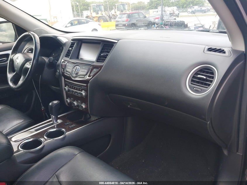 2013 Nissan Pathfinder Sl