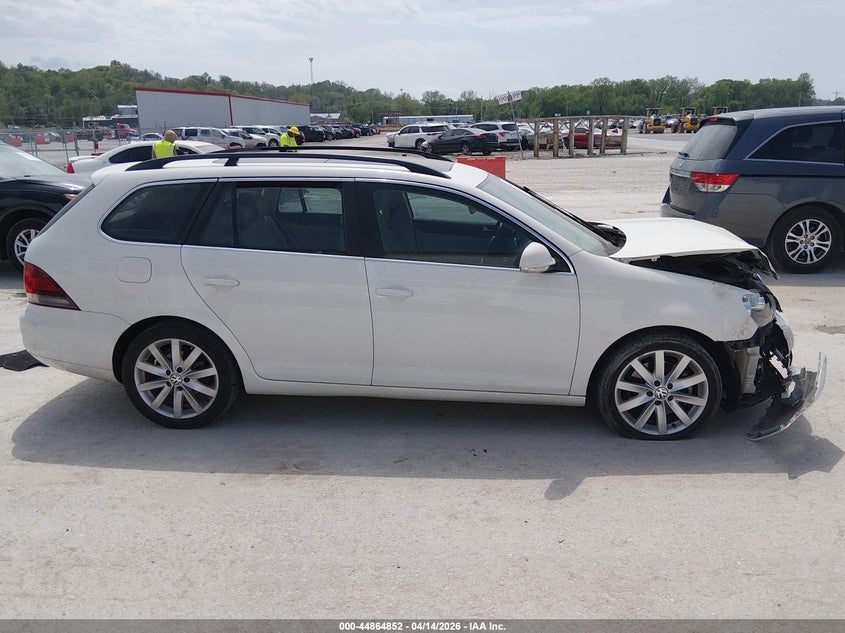 2014 Volkswagen Jetta 2.0 Sportwagen 2.0L Tdi white Lot 111044864852 Vin 3VWPL7AJ8EM603382