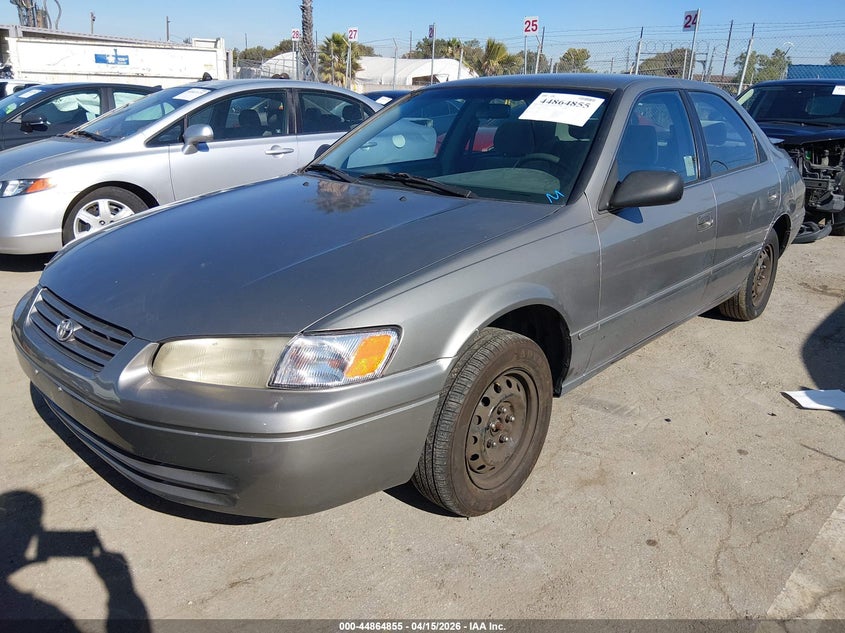1999 Toyota Camry Le