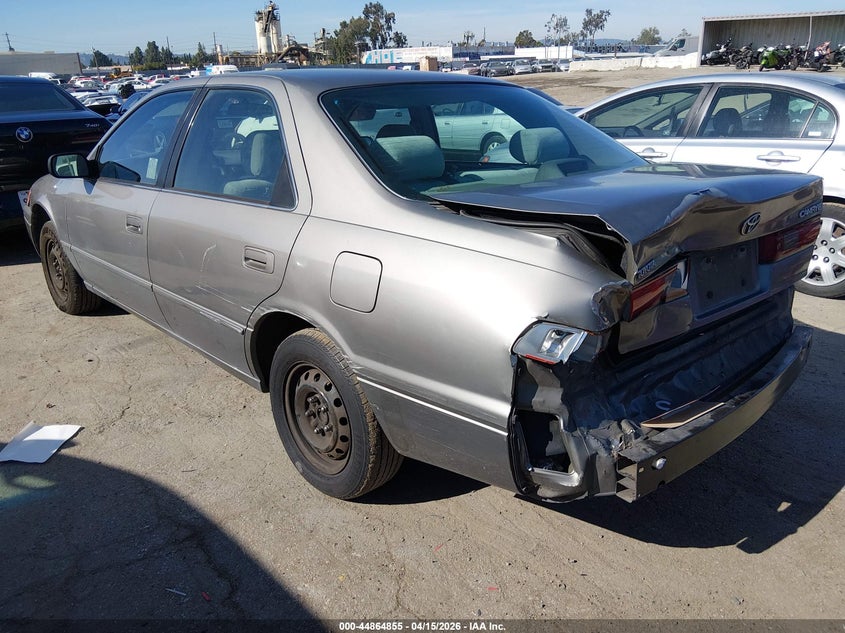 1999 Toyota Camry Le