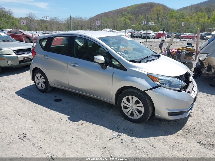 NISSAN VERSA NOTE 2017. Lot# 44864906. VIN 3N1CE2CP1HL368479. Photo 1