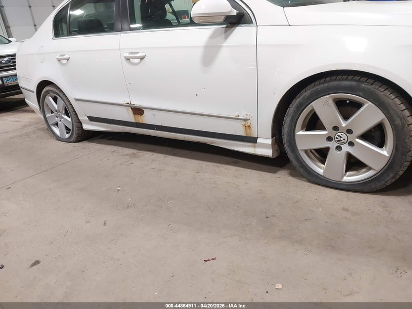 2008 Volkswagen Passat Komfort VIN: WVWAK73C28E124959 Lot: 44864911