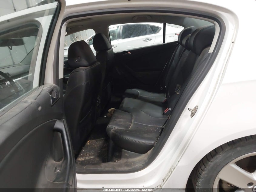 2008 Volkswagen Passat Komfort VIN: WVWAK73C28E124959 Lot: 44864911