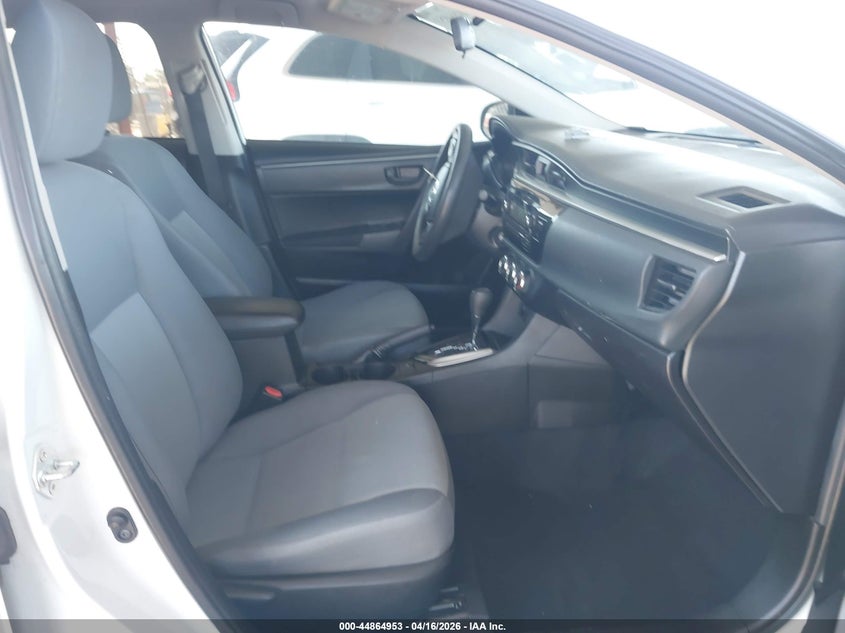 2014 Toyota Corolla 1.8 white Lot 111044864953 Vin 5YFBURHE4EP111195