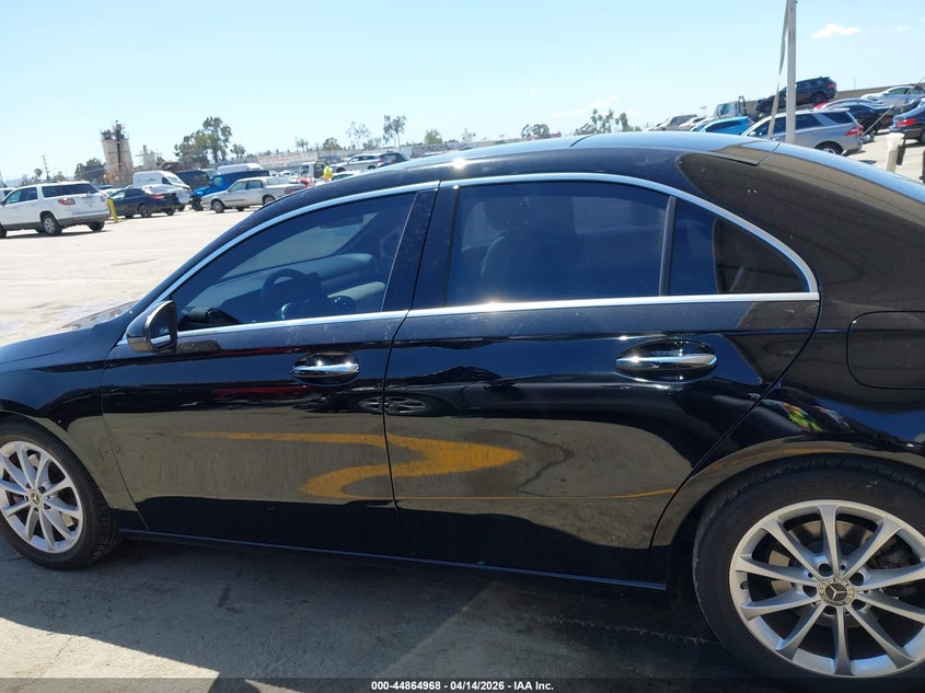 2021 Mercedes-Benz A 220 VIN: W1K3G4EB7MJ273212 Lot: 44864968