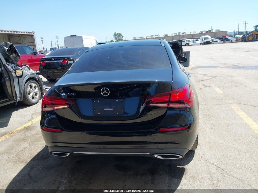 2021 Mercedes-Benz A 220 VIN: W1K3G4EB7MJ273212 Lot: 44864968
