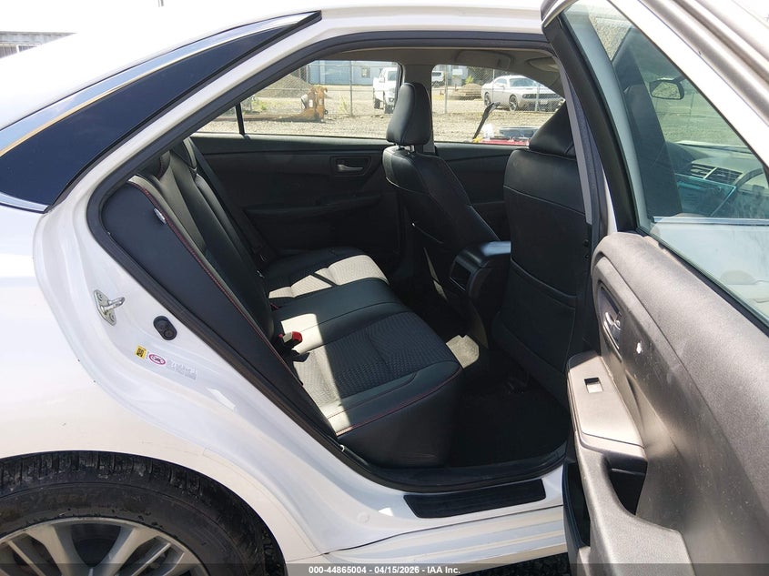 2015 Toyota Camry Se VIN: 4T1BF1FK1FU075163 Lot: 44865004