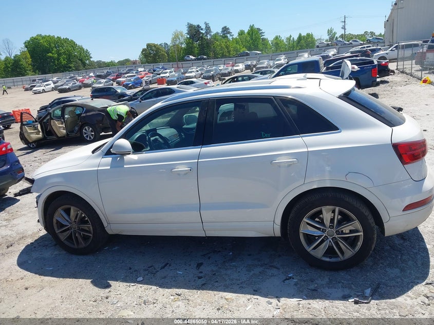 2017 Audi Q3 2.0T Premium VIN: WA1HCCFSXHR016986 Lot: 44865050