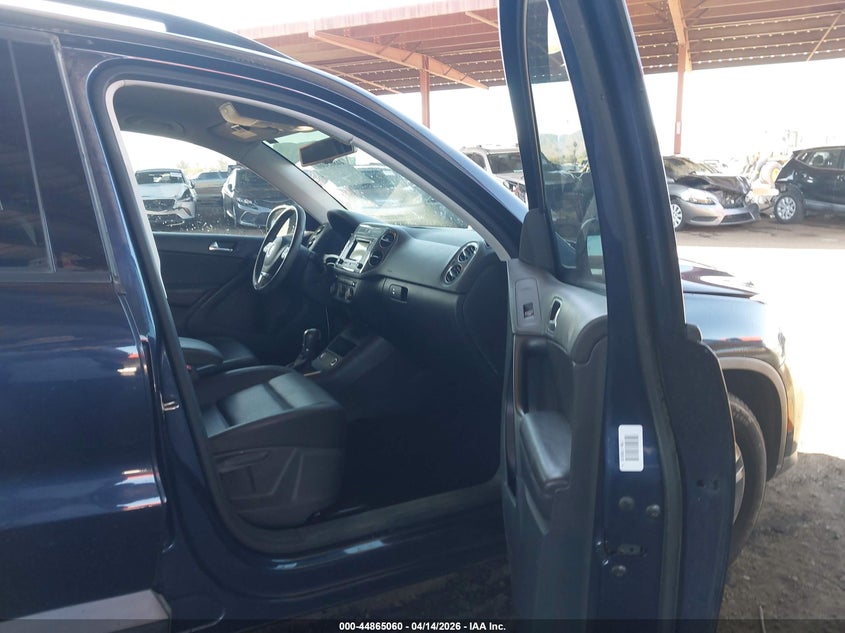 2016 Volkswagen Tiguan S