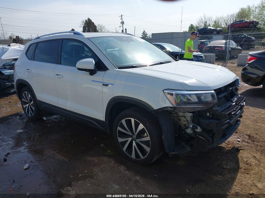 VOLKSWAGEN TAOS 2022. Lot# 44865100. VIN 3VVLX7B22NM067348. Photo 1