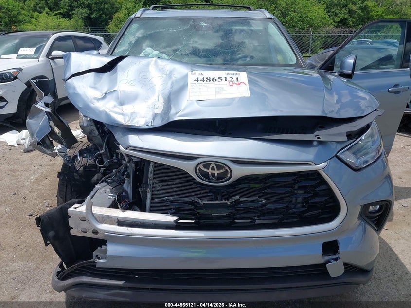 2021 Toyota Highlander Xle VIN: 5TDGZRAH7MS069705 Lot: 44865121