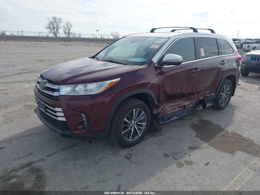 2019 TOYOTA HIGHLANDER auction photo 2