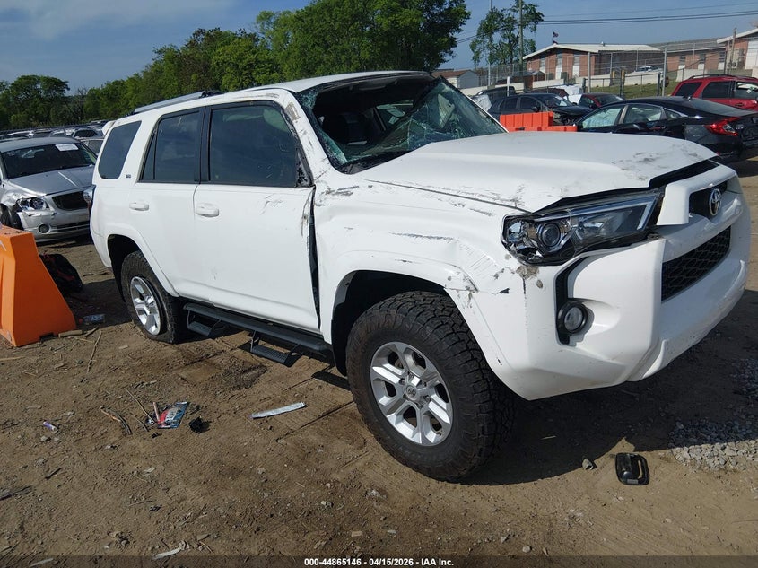 2019 TOYOTA 4RUNNER SR5