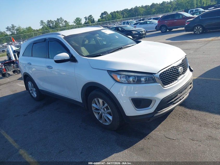 2017 KIA SORENTO auction photo 1