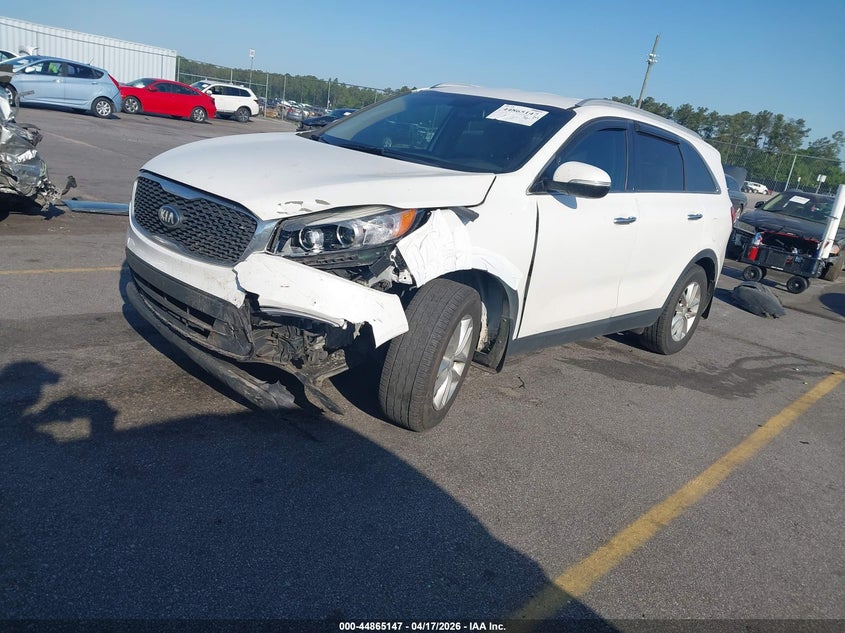 2017 KIA SORENTO auction photo 2
