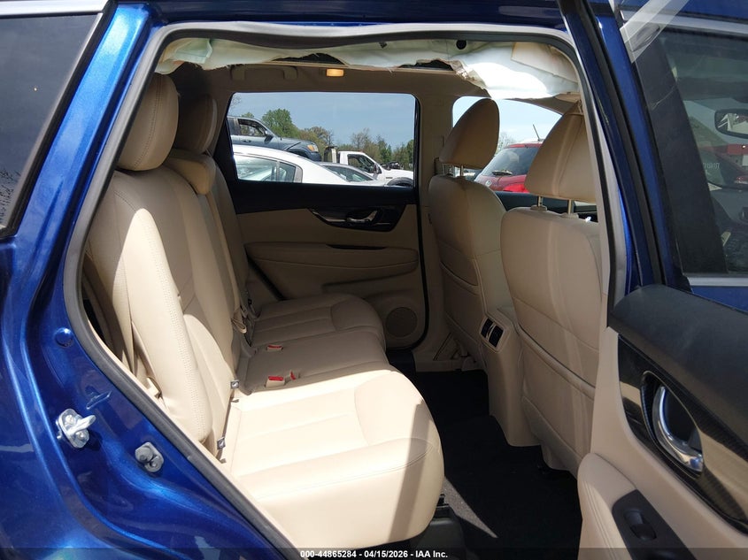 2017 Nissan Rogue Sl VIN: JN8AT2MV1HW019702 Lot: 44865284