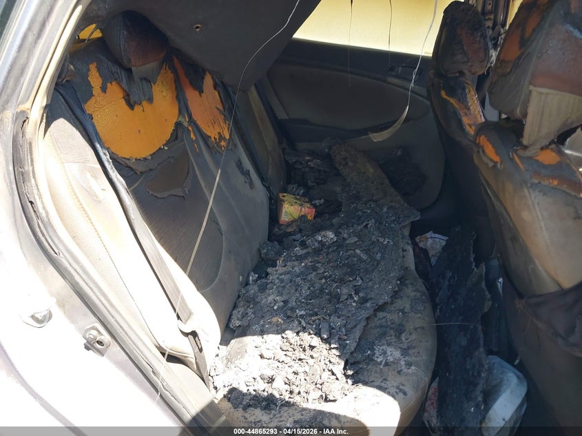 2015 Hyundai Accent Gls VIN: KMHCT4AE1FU861934 Lot: 44865293