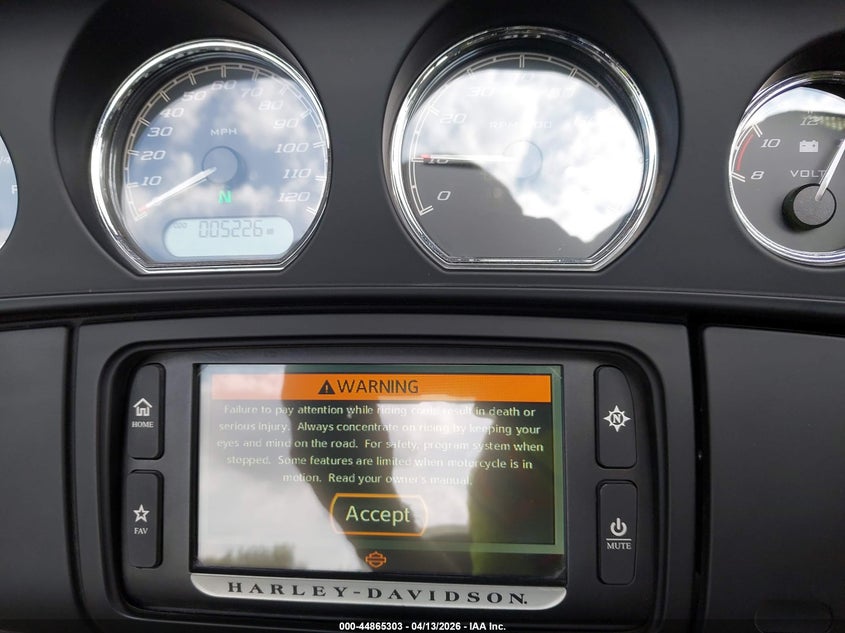 2014 Harley-Davidson Flhtcutg Tri Glide Ultra VIN: 1HD1MAL19EB860489 Lot: 44865303