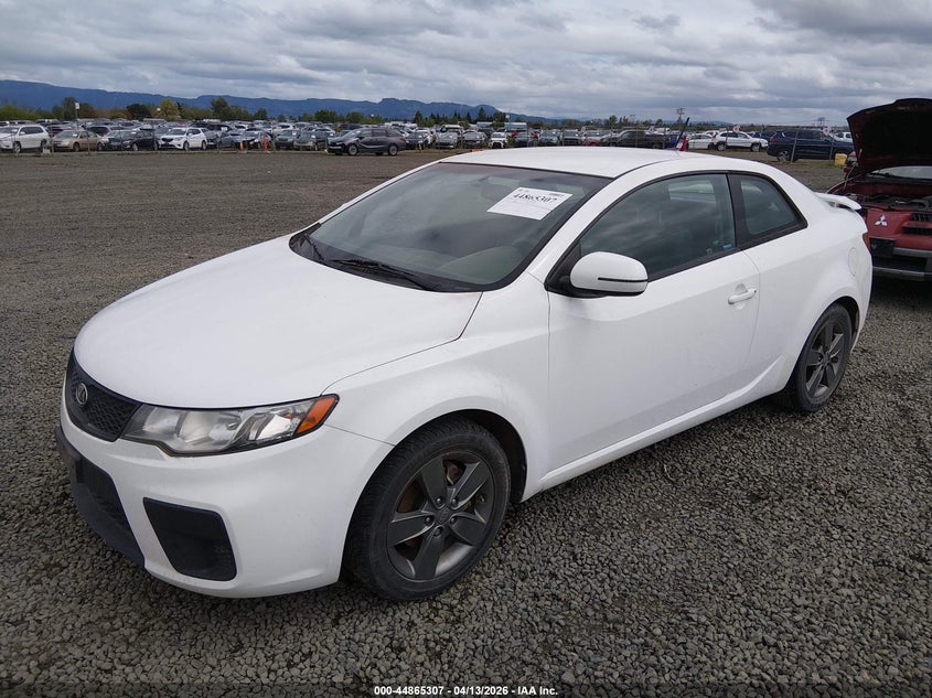 2012 Kia Forte 2.0 Koup Ex white Lot 111044865307 Vin KNAFU6A28C5606300