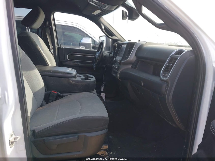 2024 Ram 2500 Big Horn 4X4 6'4 Box