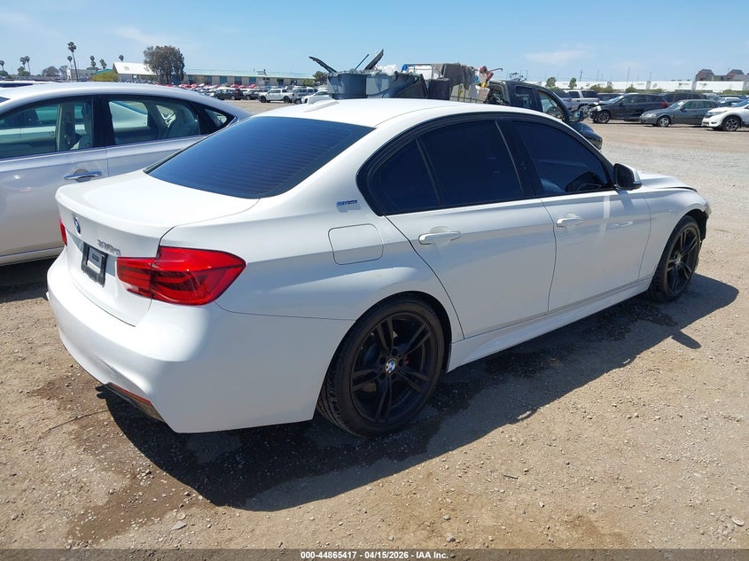 2018 BMW 3er 2.0 330E Iperformance white Lot 111044865417 Vin WBA8E1C53JA180116