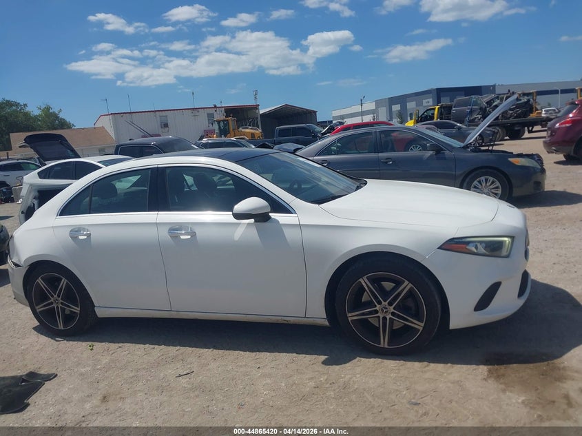 2019 Mercedes-Benz A 220 VIN: WDD3G4EB2KW012795 Lot: 44865420