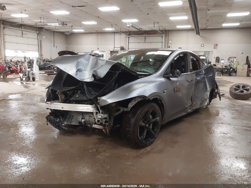 Vin: 7saygdee9ta631636, lot: 45362768, tesla model y all-wheel drive/long range launch series/premium all-wheel drive 20262
