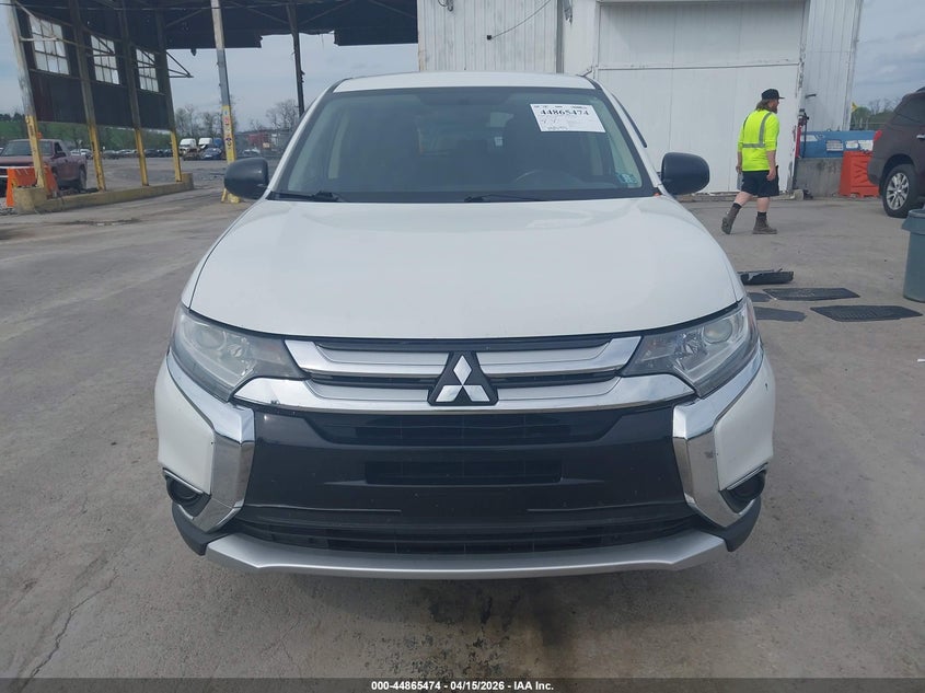 2016 Mitsubishi Outlander Es VIN: JA4AZ3A30GZ037487 Lot: 44865474