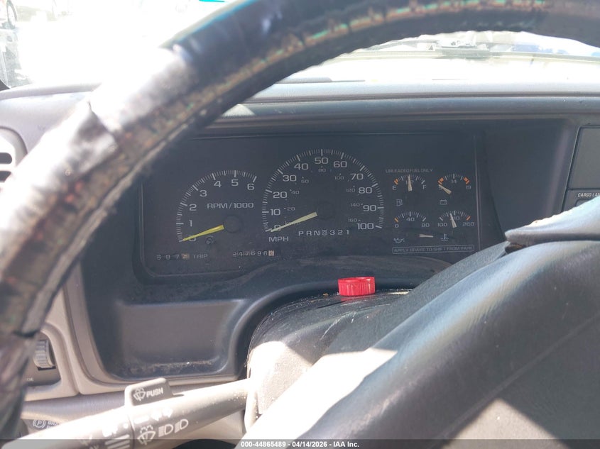 1997 CHEVROLET C1500 auction photo 7