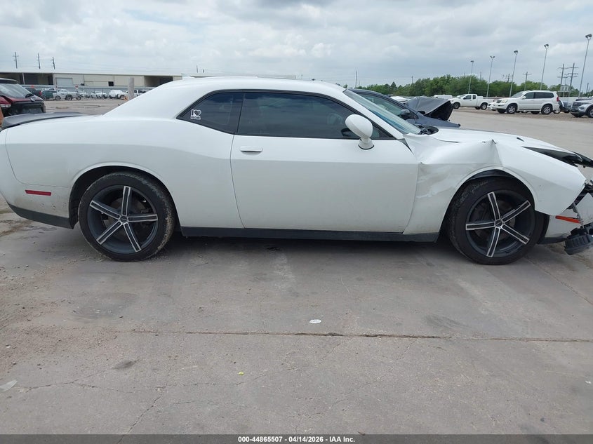 2018 Dodge Challenger Sxt Plus VIN: 2C3CDZAG9JH333686 Lot: 44865507