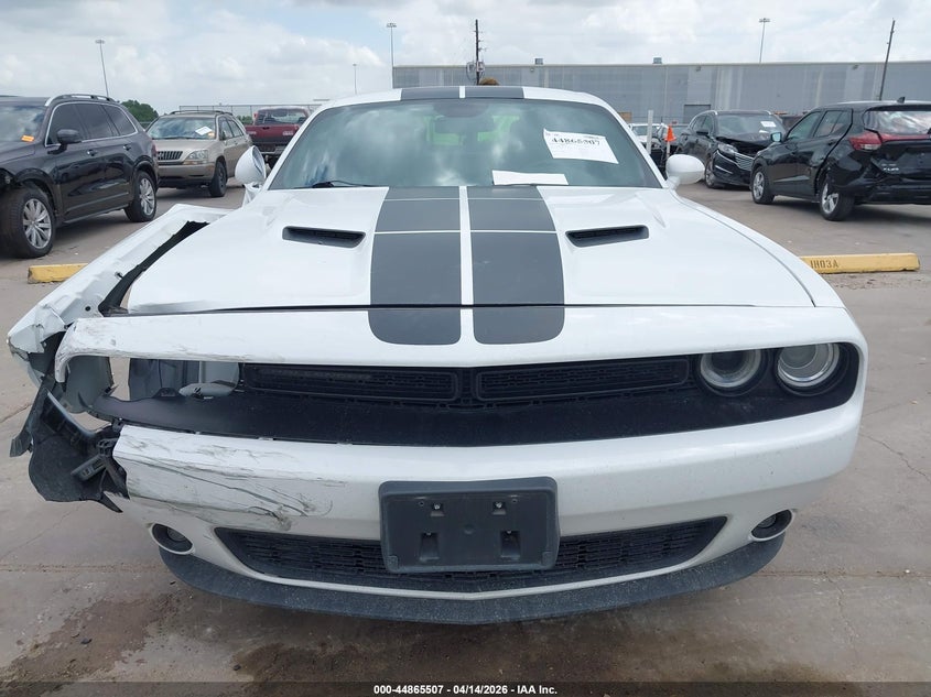 2018 Dodge Challenger Sxt Plus VIN: 2C3CDZAG9JH333686 Lot: 44865507