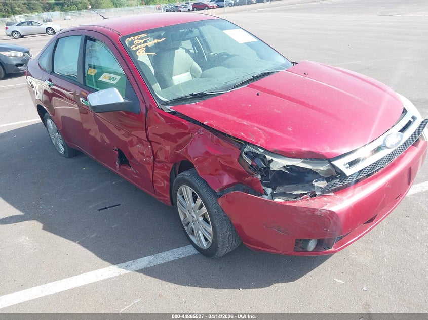 Vin: 1fahp3hn5bw201821, lot: 45362838, ford focus sel 20111