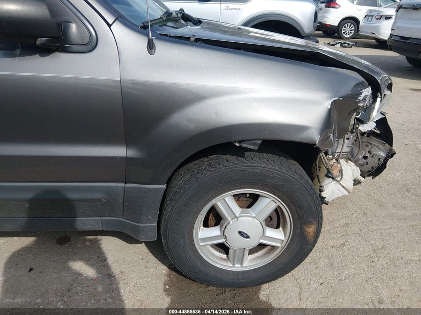 2003 Ford Escape Xls VIN: 1FMYU02103KB34167 Lot: 44865535