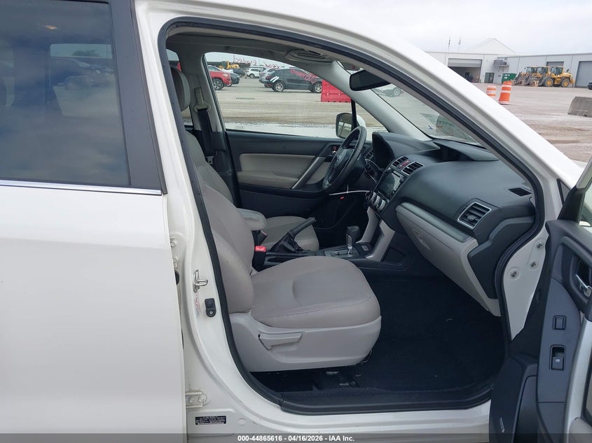 2016 Subaru Forester 2.5 2.5I Limited white Lot 111044865616 Vin JF2SJARC1GH485562