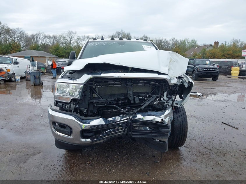 2023 Ram 2500 Tradesman 4X4 6'4 Box VIN: 3C6UR5CL0PG505432 Lot: 44865617